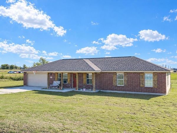 614 Mesa Ridge, Decatur, TX 76234