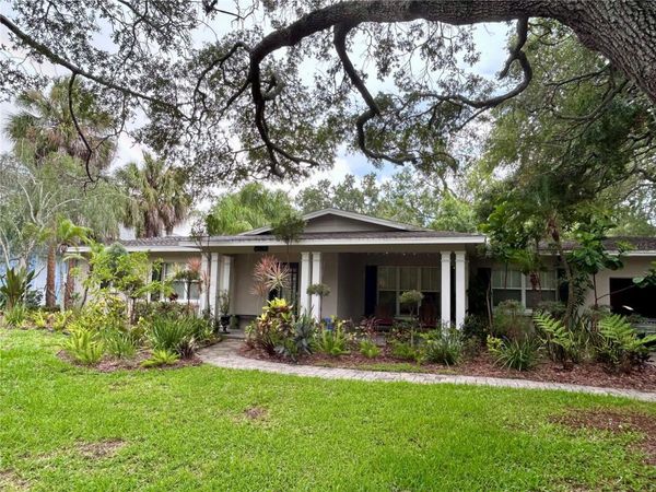 4628 W LONGFELLOW AVENUE , TAMPA, FL 33629