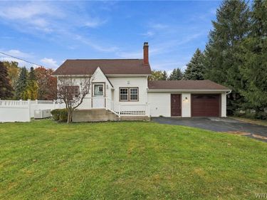 1494 Como Park Boulevard , Depew, NY 14043