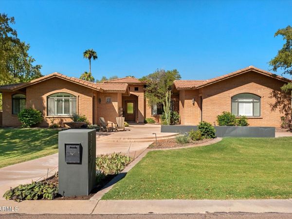1702 E MYRNA Lane, Tempe, AZ 85284
