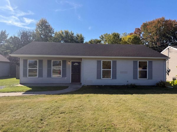 294 Summit Street , Pleasantville, OH 43148
