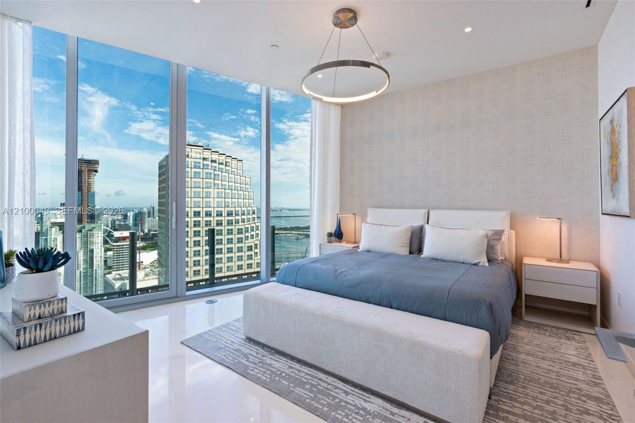 300 Biscayne Boulevard Way, Unit PH6001C, Miami, FL 33131 Photo