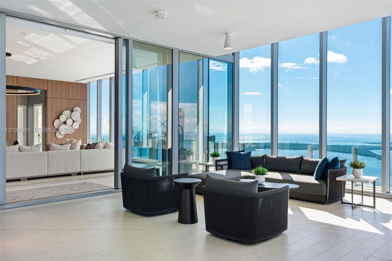 300 Biscayne Boulevard Way, Unit PH6001C, Miami, FL 33131 Photo