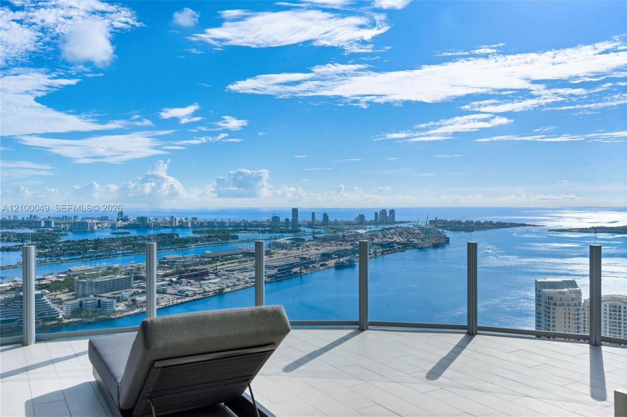 300 Biscayne Boulevard Way, Unit PH6001C, Miami, FL 33131 Photo