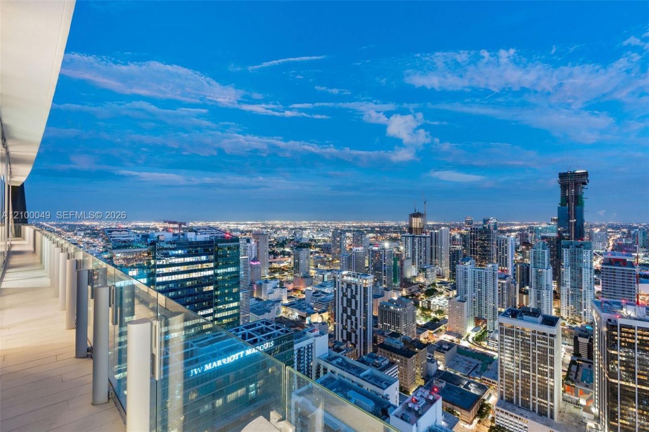 300 Biscayne Boulevard Way, Unit PH6001C, Miami, FL 33131 Photo