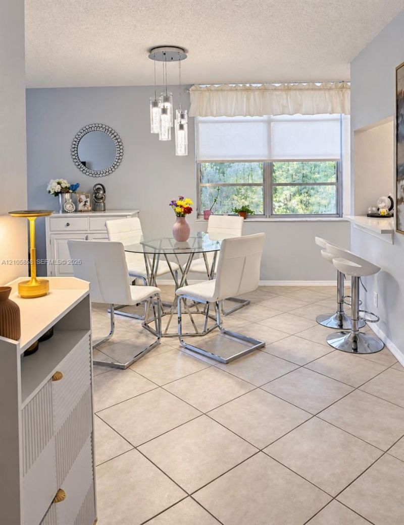 9471 Evergreen Pl , Unit 307, Davie, FL 33324 Photo