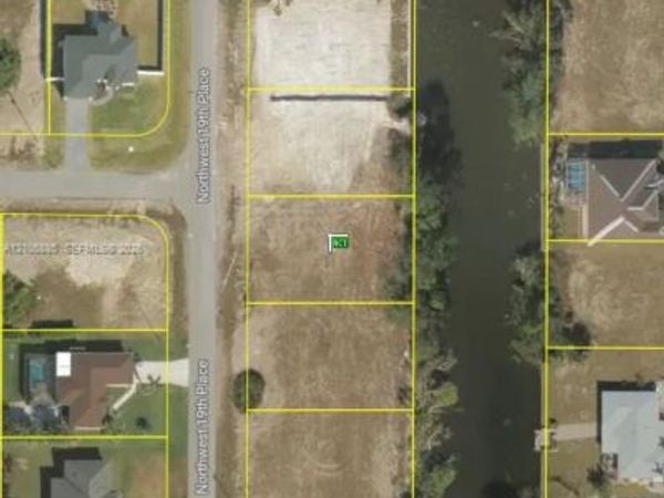 241 NW 19th PL , Cape Coral, FL 33993