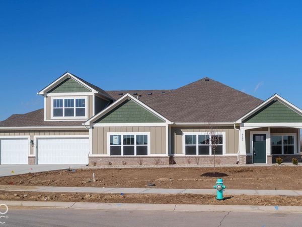 6180 Preserve Way , McCordsville, IN 46055