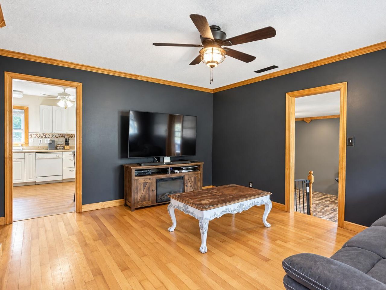 419 Forest Circle Photo 6