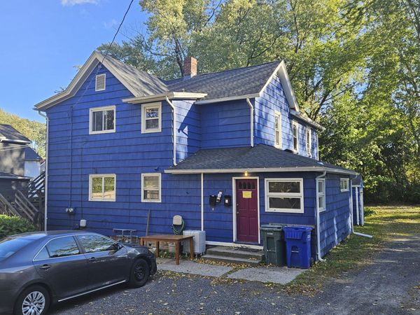 39 Holyoke Street, Northampton, MA 01060