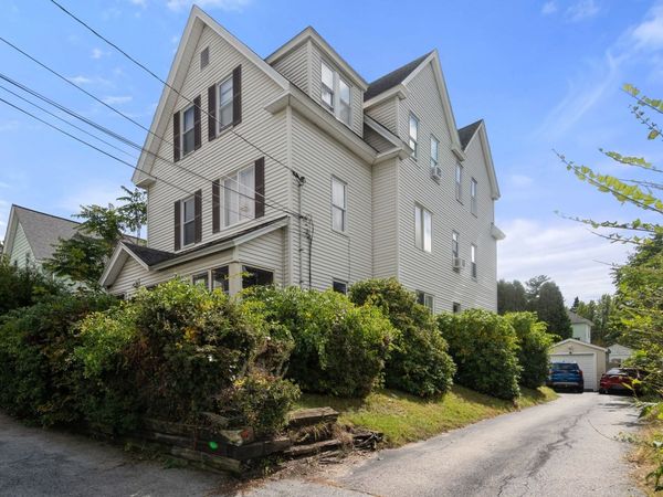 12 Greendale Ave, Worcester, MA 01606