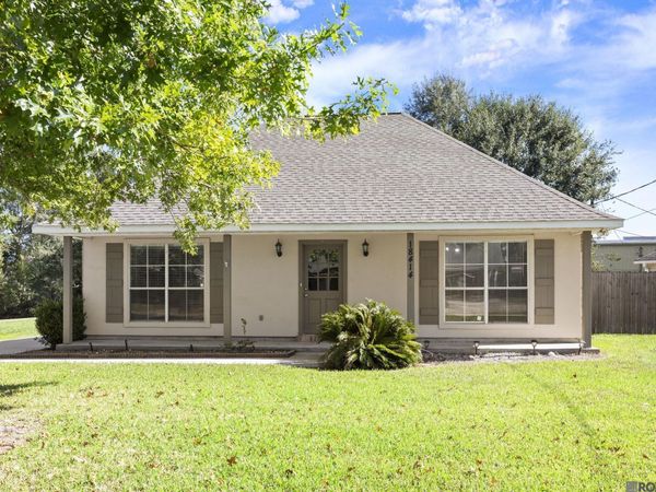 18414 Perkins Oak Rd, Prairieville, LA 70769
