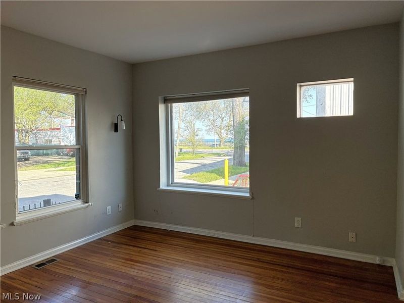 1429 W 38th Street, Cleveland, OH 44113 Photo 4