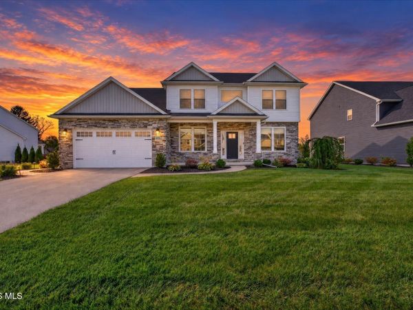 4956 Buckeye Drive , Maumee, OH 43537