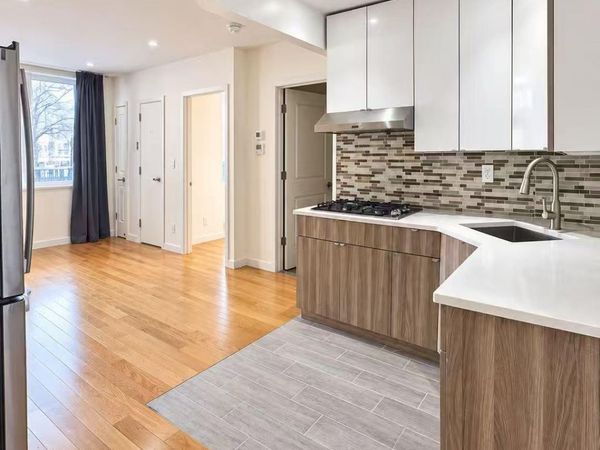 4223 Parsons Boulevard , Unit 2D, Flushing, NY 11355