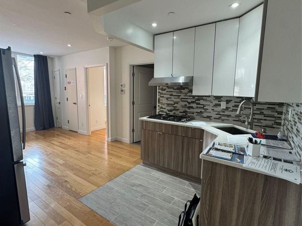 4223 Parsons Boulevard , Unit 2D, Flushing, NY 11355