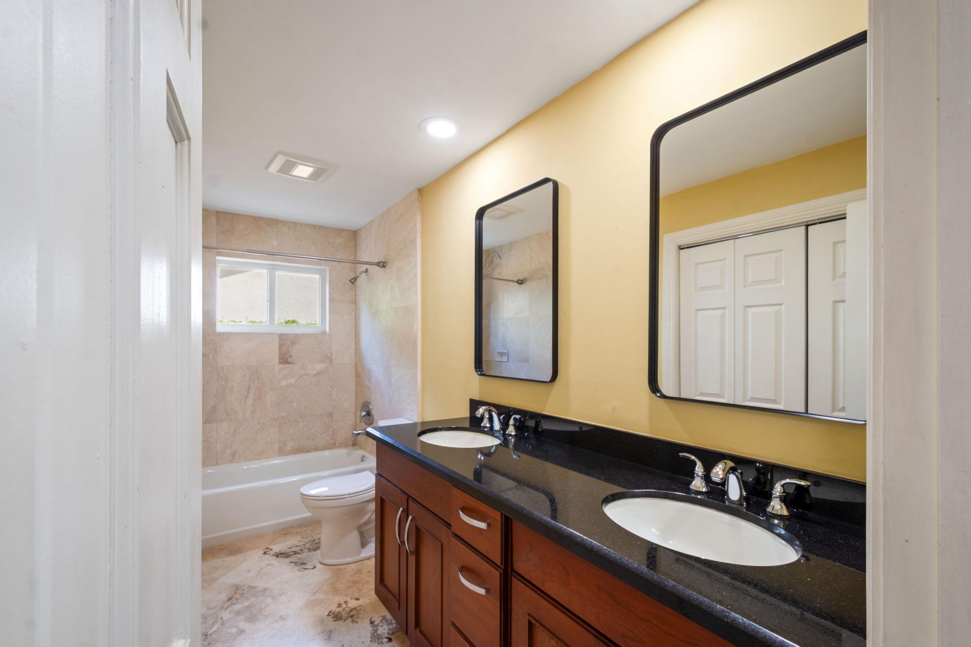 1340 NW 97th Avenue, Plantation, FL 33322 Photo