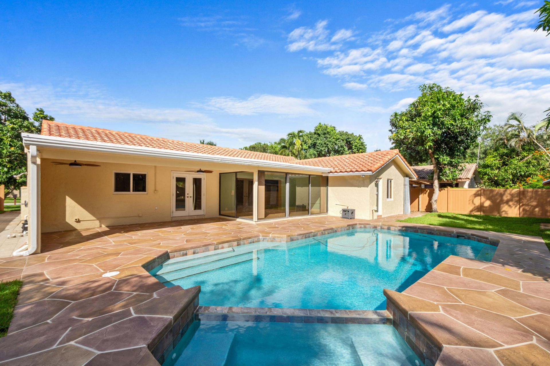 1340 NW 97th Avenue, Plantation, FL 33322 Photo