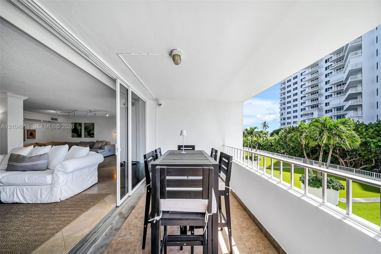 199 Ocean Lane Dr, Unit 305, Key Biscayne, FL 33149 Photo