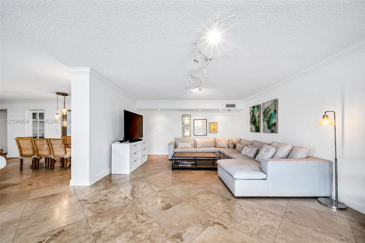 199 Ocean Lane Dr, Unit 305, Key Biscayne, FL 33149 Photo