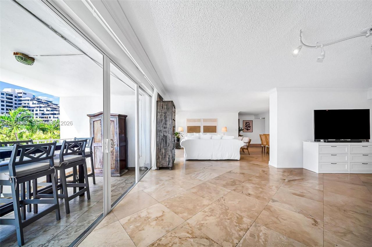 199 Ocean Lane Dr, Unit 305, Key Biscayne, FL 33149 Photo