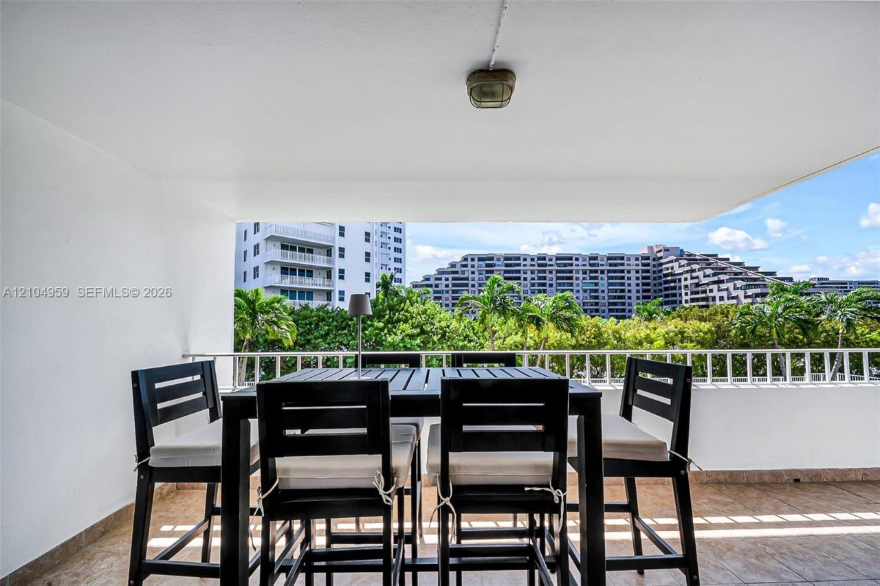 199 Ocean Lane Dr, Unit 305, Key Biscayne, FL 33149 Photo