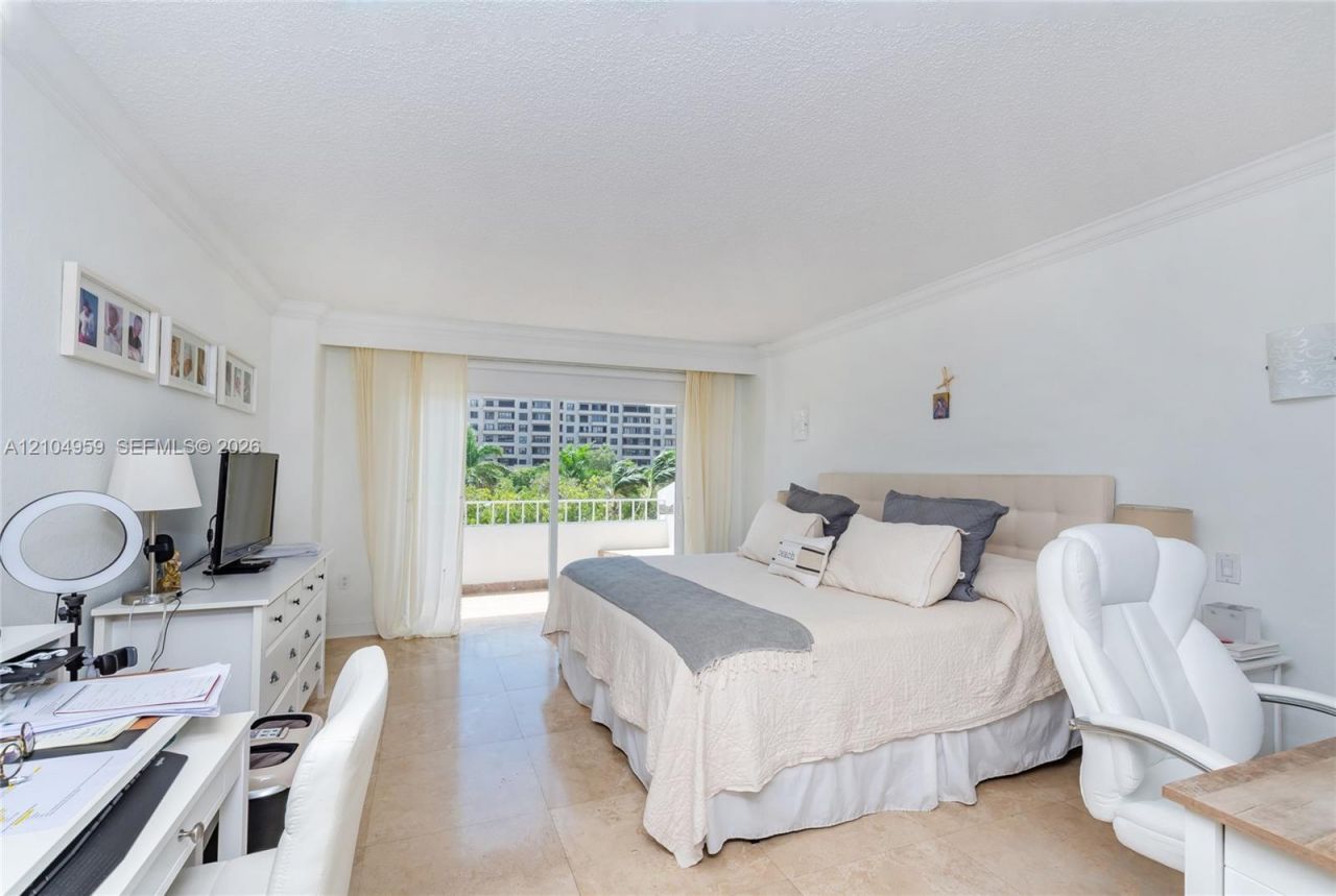199 Ocean Lane Dr, Unit 305, Key Biscayne, FL 33149 Photo