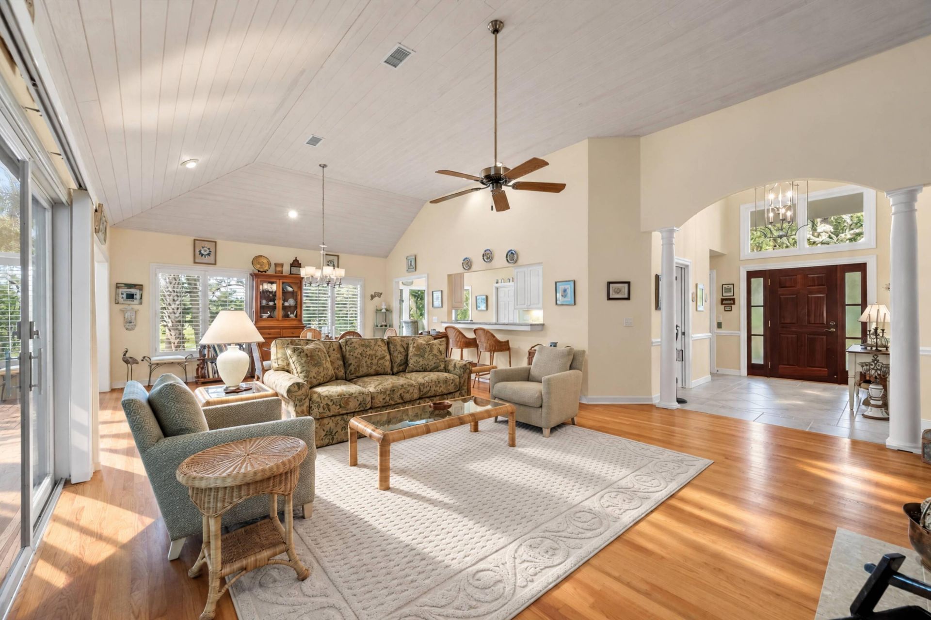 348 Governors Drive Photo 6