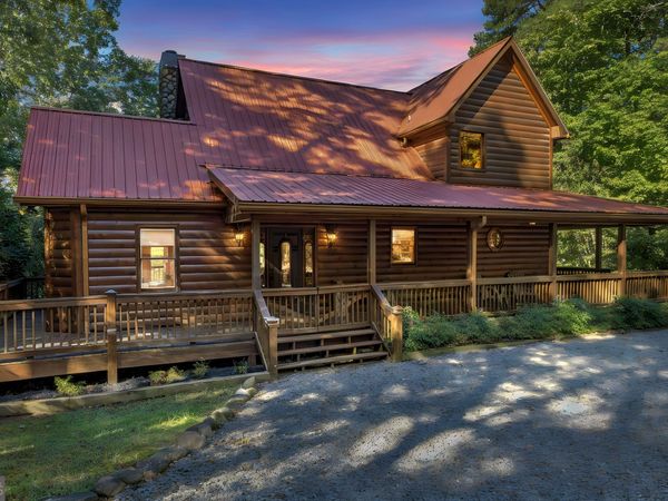 1605 Sunrock Mountain Road, Blue Ridge, GA 30513