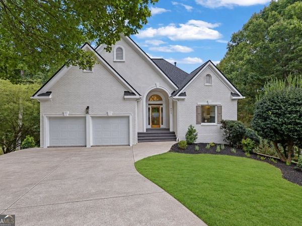 835 Bermuda Run, Woodstock, GA 30189