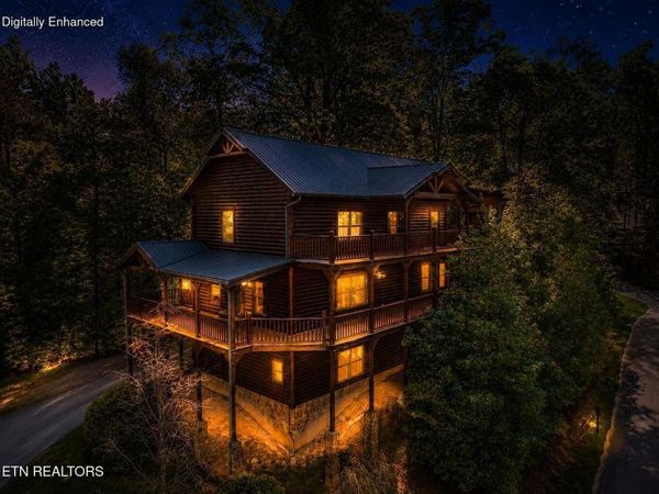 1820 Elk Springs Way, Gatlinburg, TN 37738