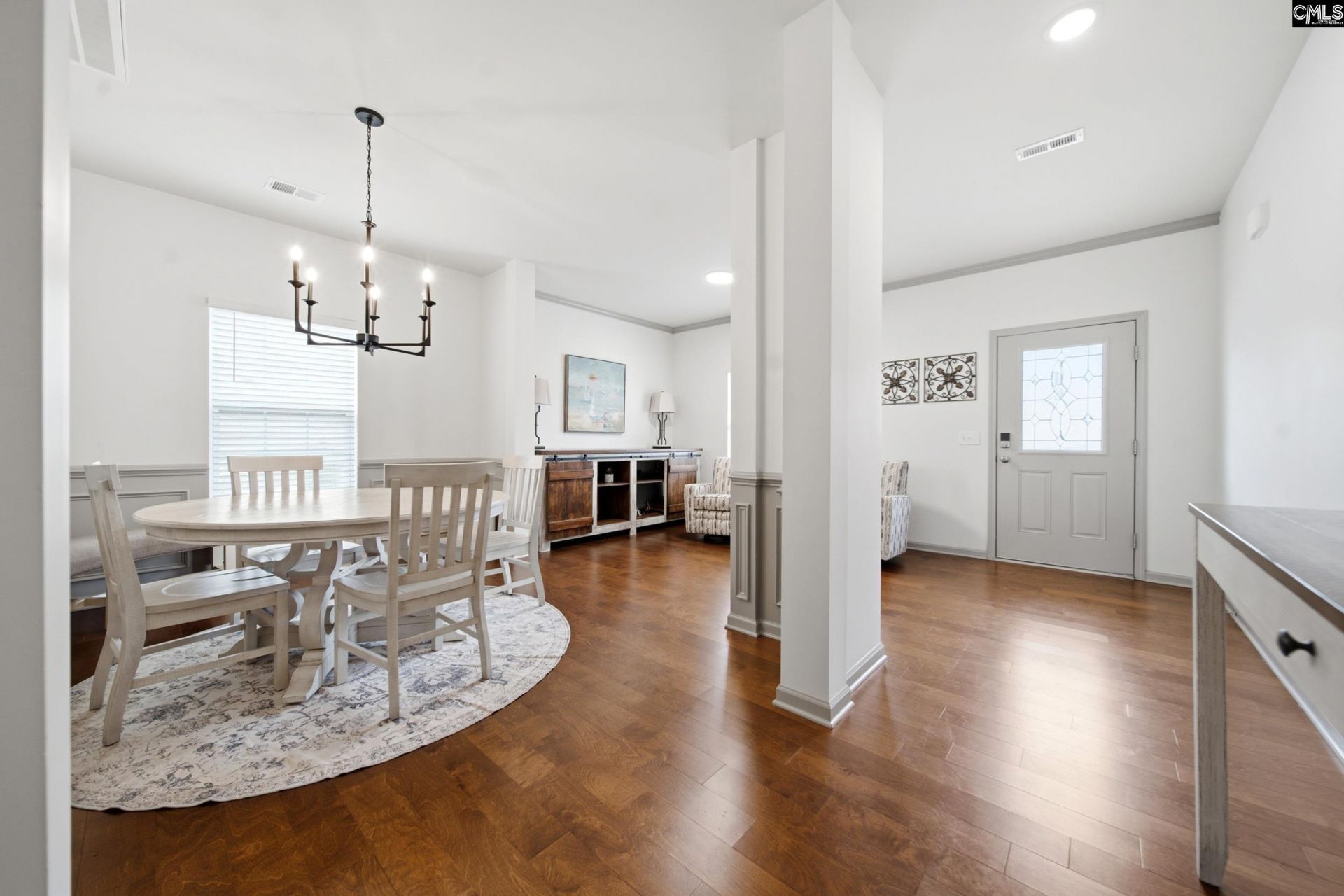 193 Crimson Queen Drive Photo 4