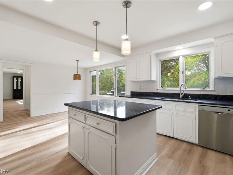 30850 Gates Mills Boulevard, Pepper Pike, OH 44124 Photo 8
