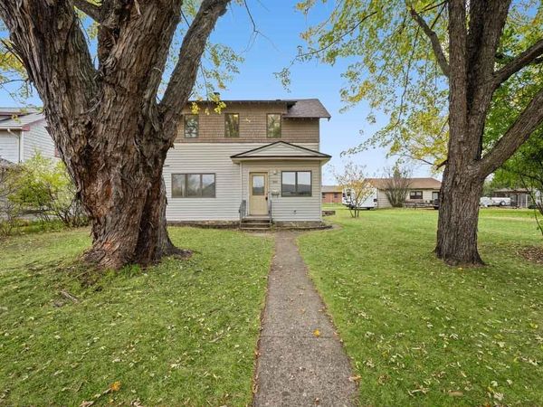 620 W 2nd Avenue, Keewatin, MN 55753
