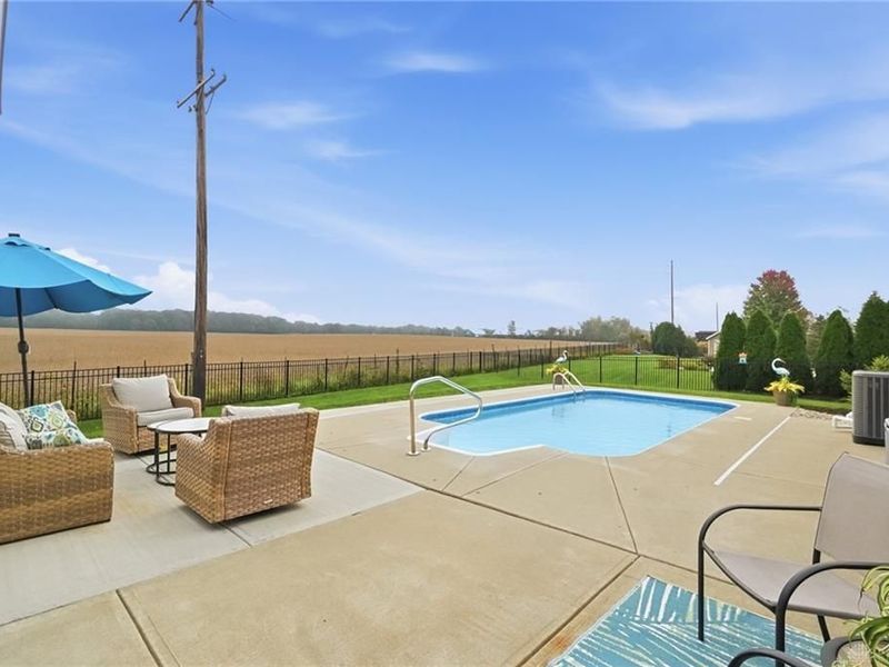6801 Sun Ridge Way, Waynesville, OH 45068 Photo 2