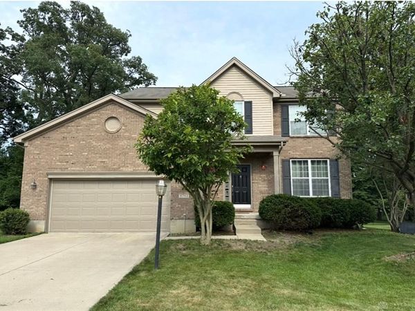 5751 Oak Creek Trail, Huber Heights, OH 45424