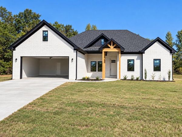50 Crescent Cove, Ward, AR 72176