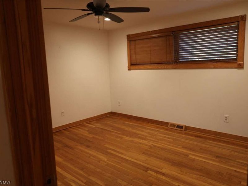 3057 Long Road, Akron, OH 44312 Photo 17
