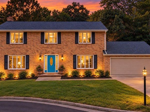 3521 Lakeland DR , Roanoke, VA 24018
