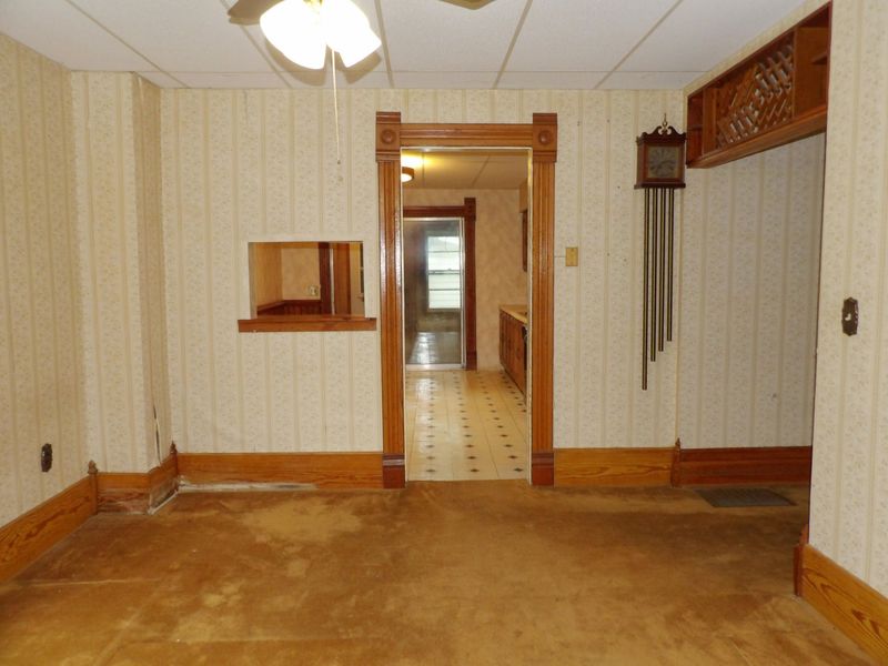 302 Mill Street, Williamsport, OH 43164 Photo 6