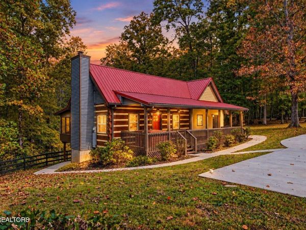 835 Jim Lee Ridge Rd, LaFollette, TN 37766