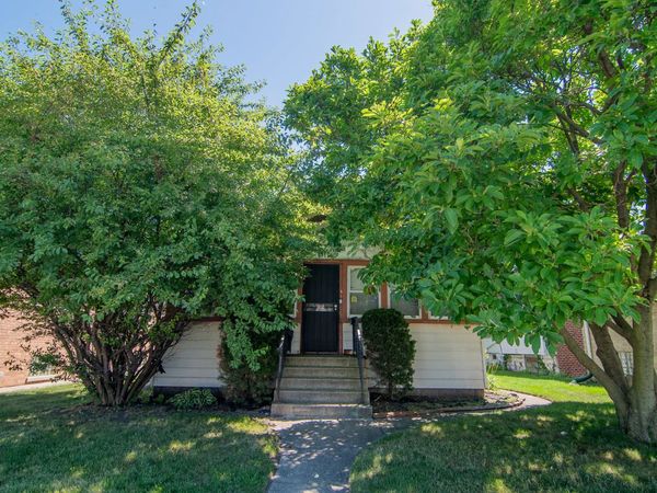 603 Greenbay Avenue , Calumet City, IL 60409