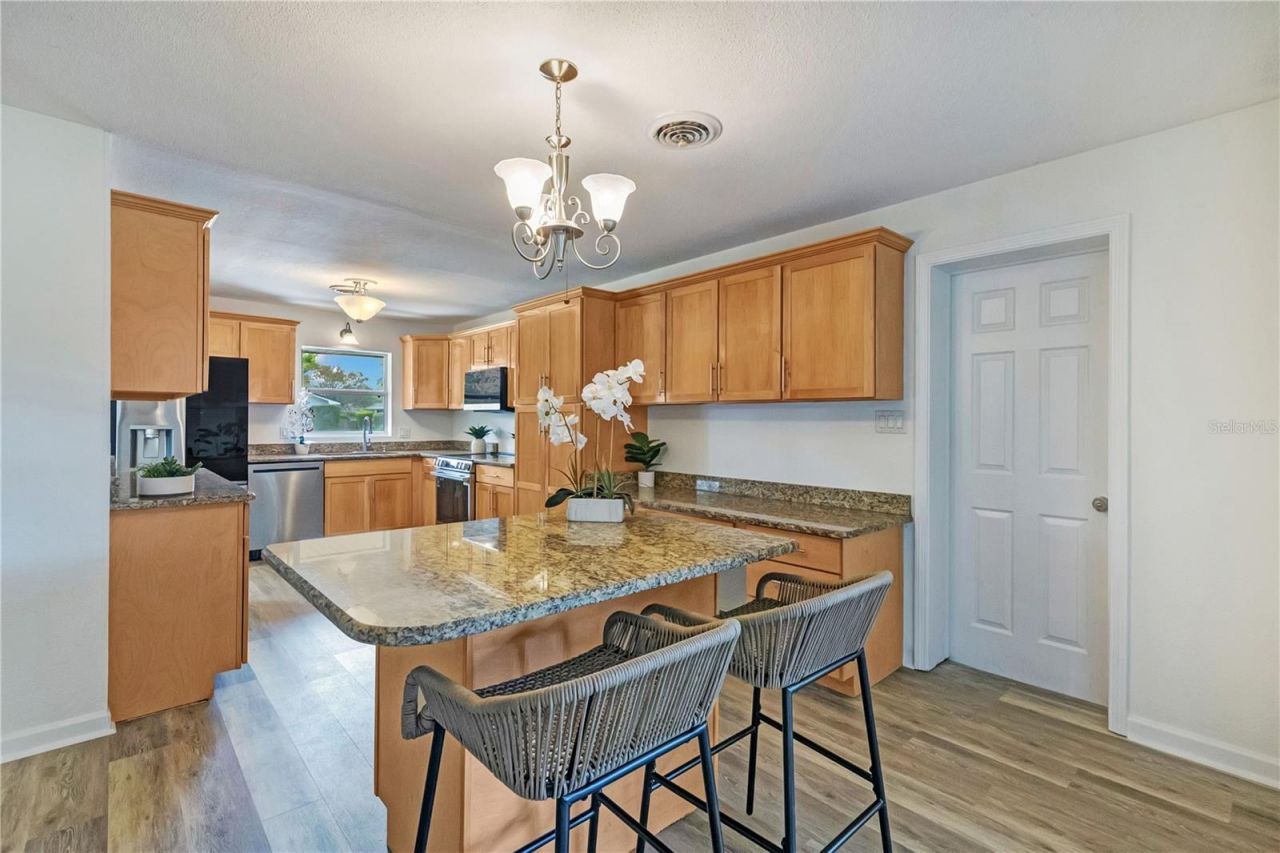 4415 Haylock Drive, Orlando, FL 32807 Photo