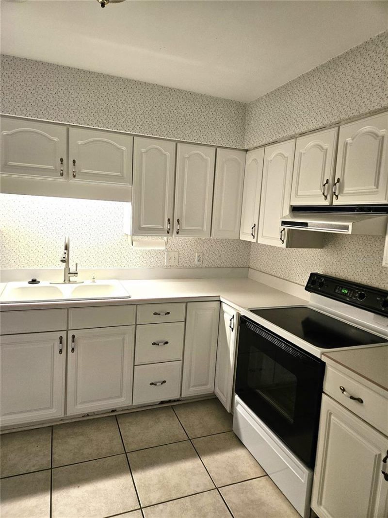 1209 Ridgecrest Road, Orlando, FL 32806 Photo