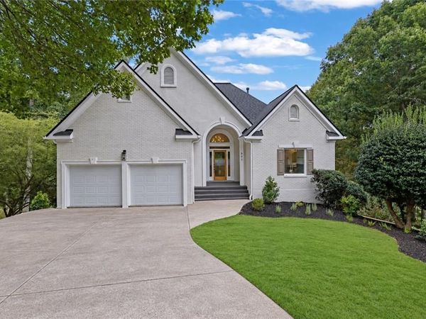 835 Bermuda Run , Woodstock, GA 30189
