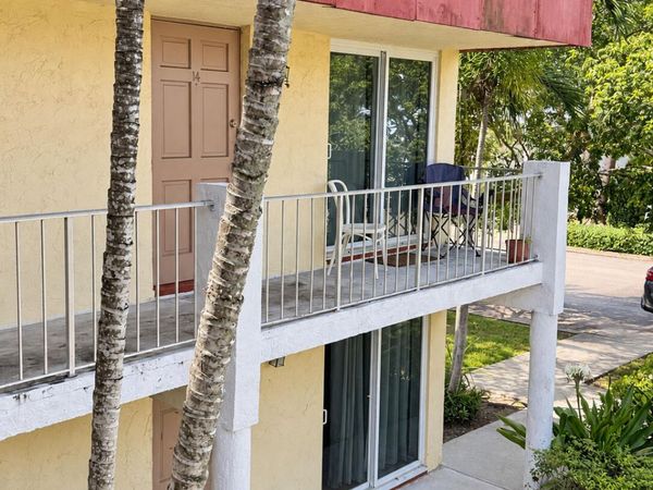 135 NE 1ST Avenue, Unit 7, Delray Beach, FL 33444