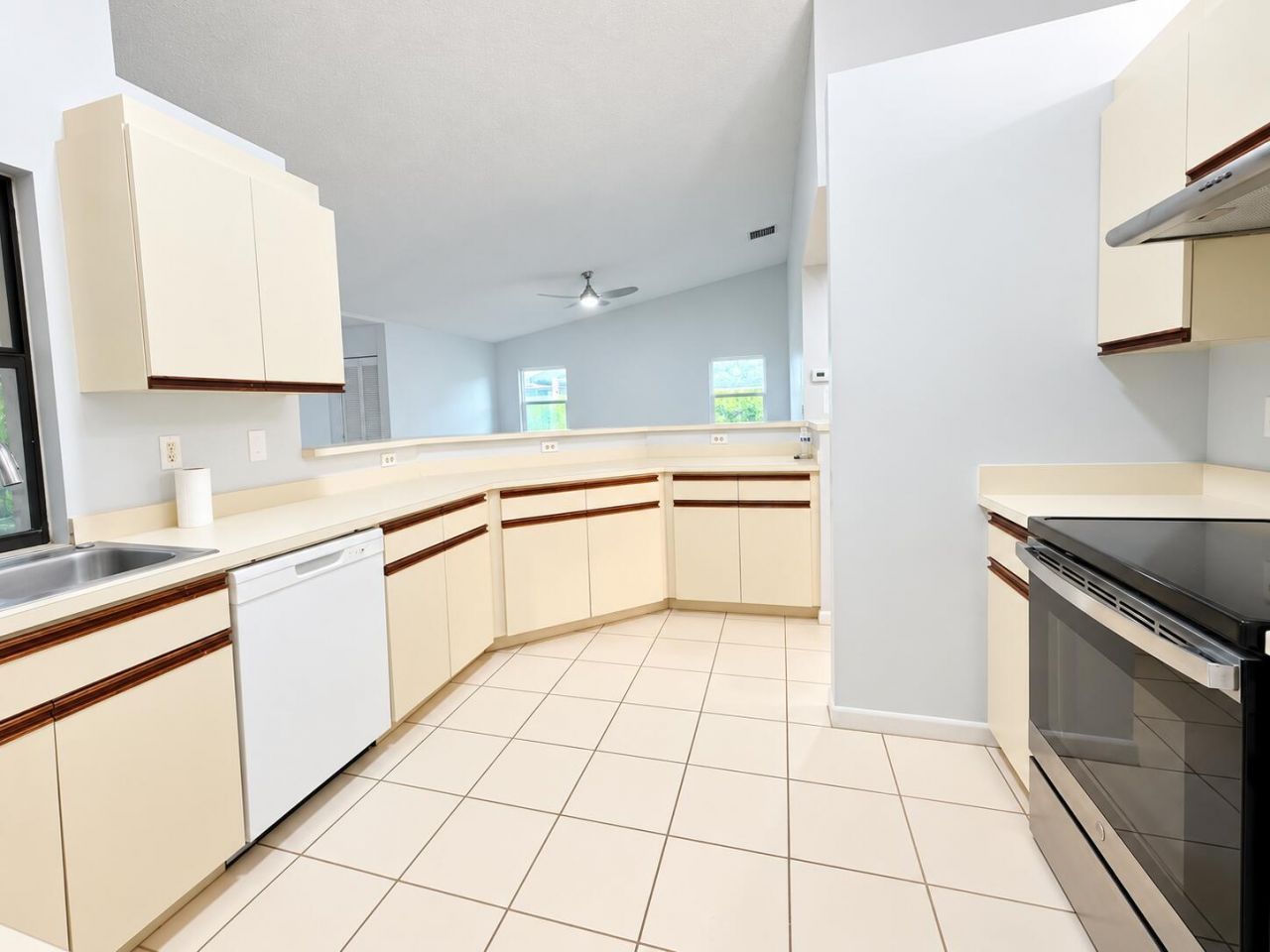 2171 NW 76th Avenue, Margate, FL 33063 Photo