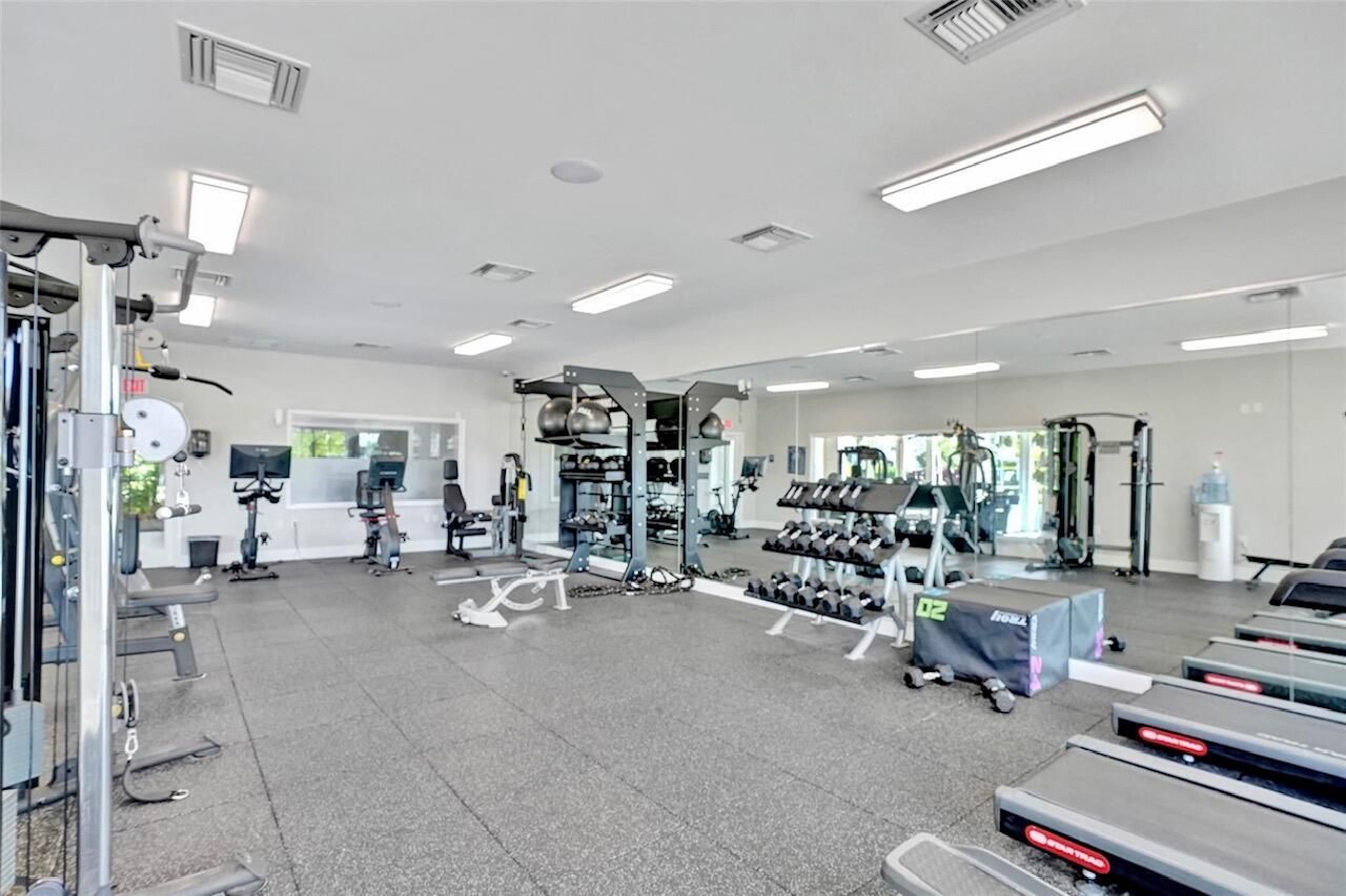 631 E Woolbright Road, Unit 207, Boynton Beach, FL 33435 Photo