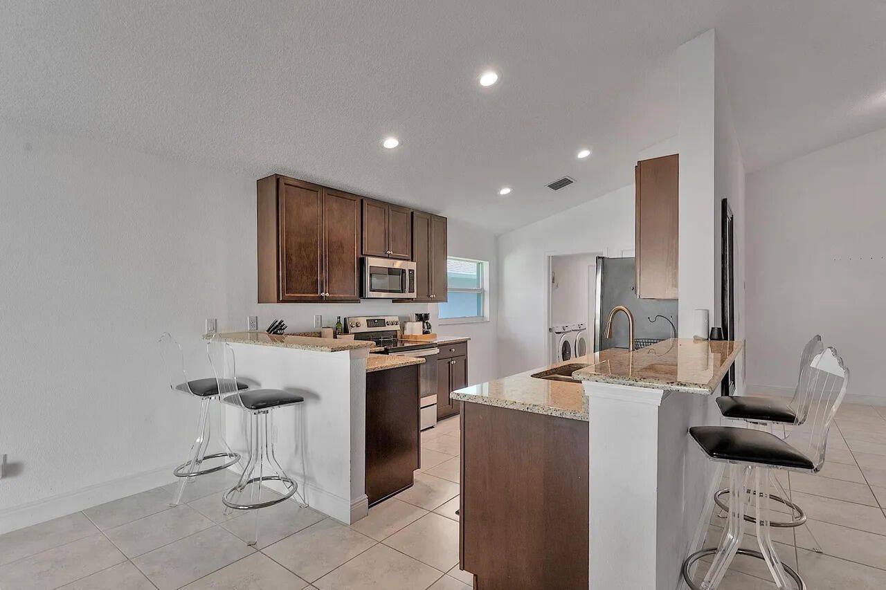 9728 Starboard Drive, Fort Pierce, FL 34945 Photo