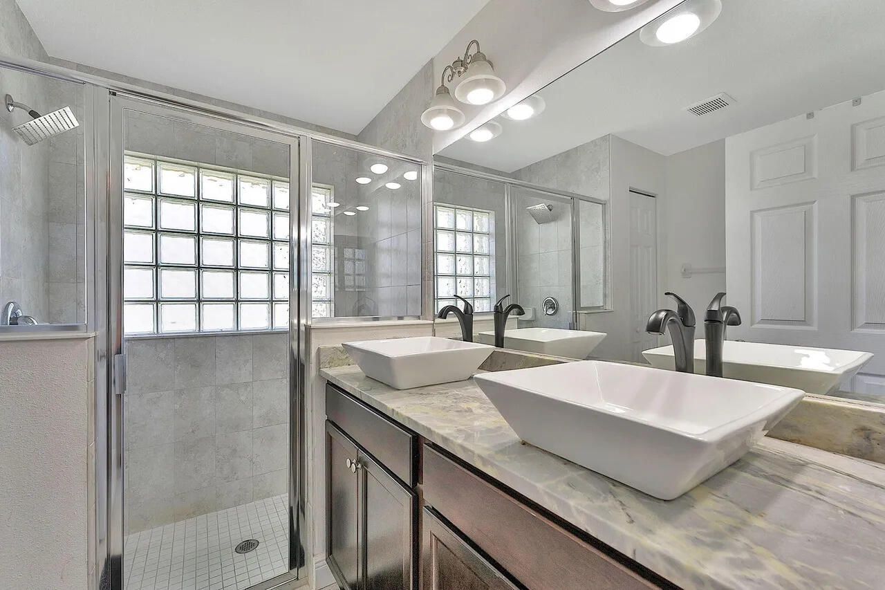 9728 Starboard Drive, Fort Pierce, FL 34945 Photo